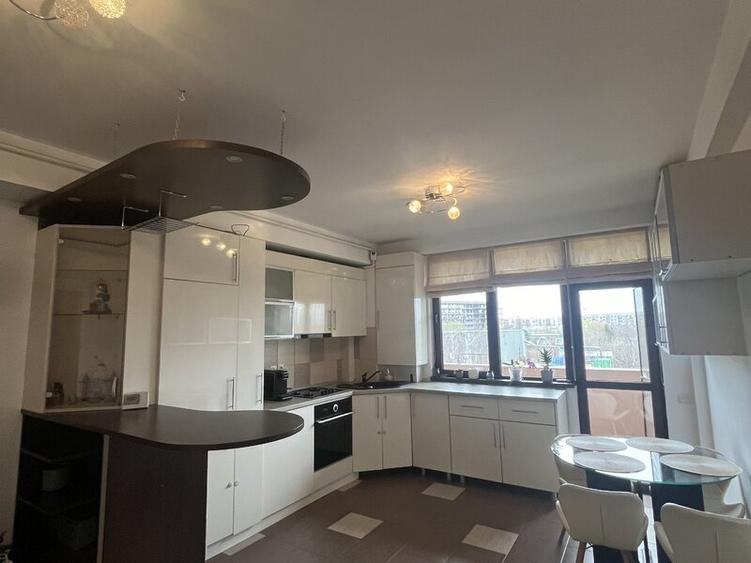 Închiriere Apartament 3 camere în Berceni Loc de Parcare