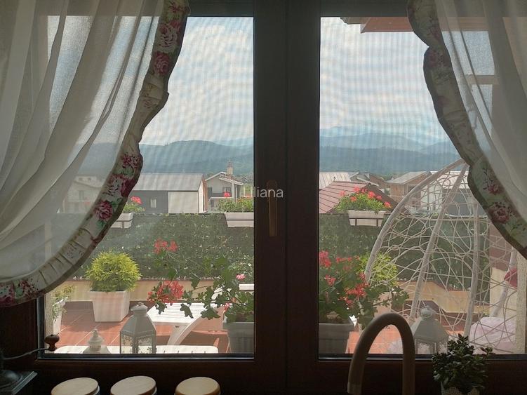 Apartament 3 camere, tip penthouse, terasă, priveliște -zona VEST Brașov