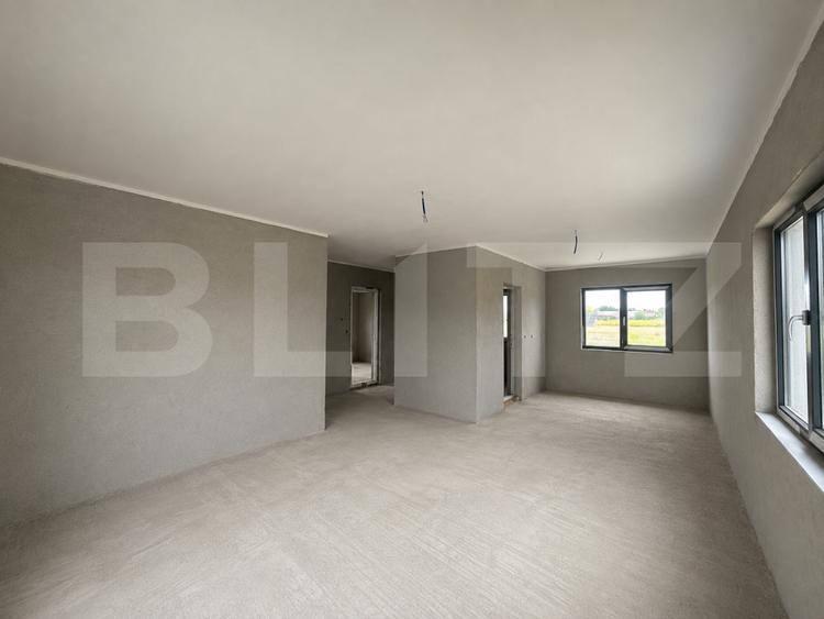 Casă cu garaj, 130 mp, teren 619 mp - zona Cionchesti