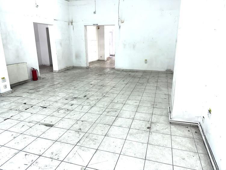 Spatiu comercial stradal cu 2 intrari ~ 164 mp ~ bld Mircea Voda