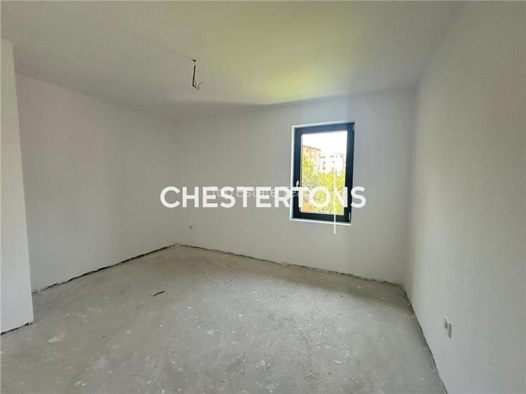 Vila moderna, 4 camere + curte ,zona linistita, oportunitate unica - 7