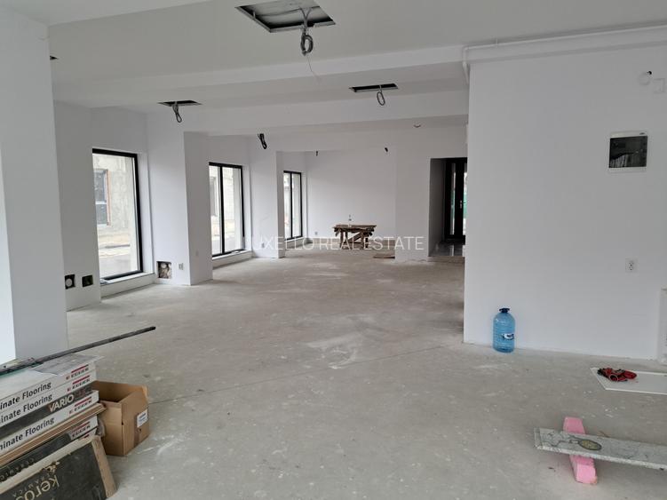 SPATIU COMERCIAL -ULTRA CENRAL- PRETABIL -MAGAZIN- FARMACIE- NOTARIAT - 5