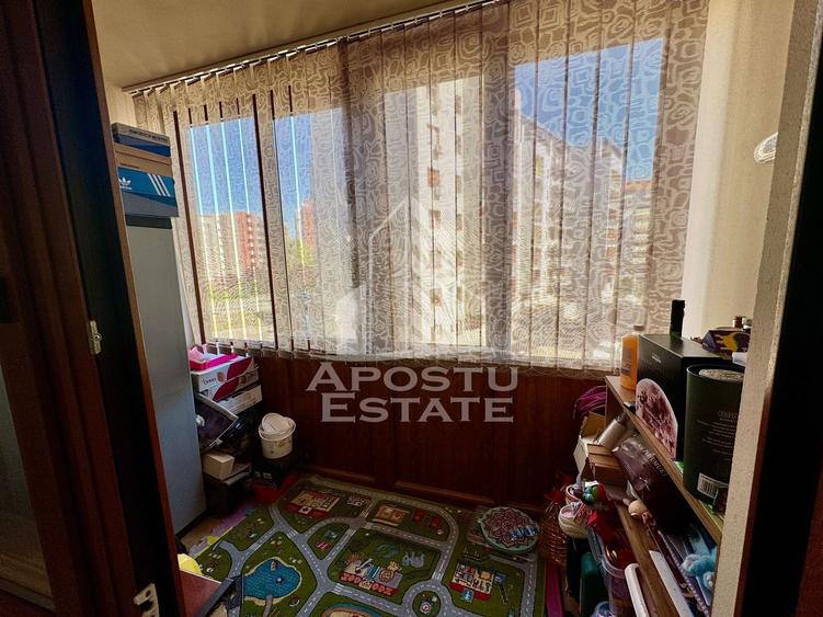 Apartament cu 3 camere, de vanzare, zona Torontal, Timisoara