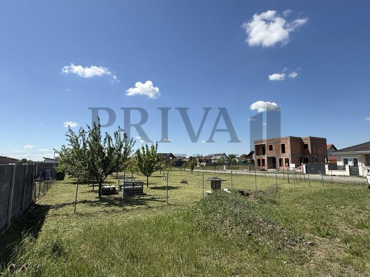 Teren inravilan, 673 mp, fs 27 ml, Mosnita Veche