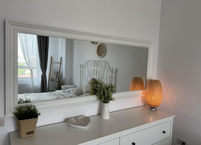 Apartament cu 2 camere decomandat, mobilat în Parcul Carol