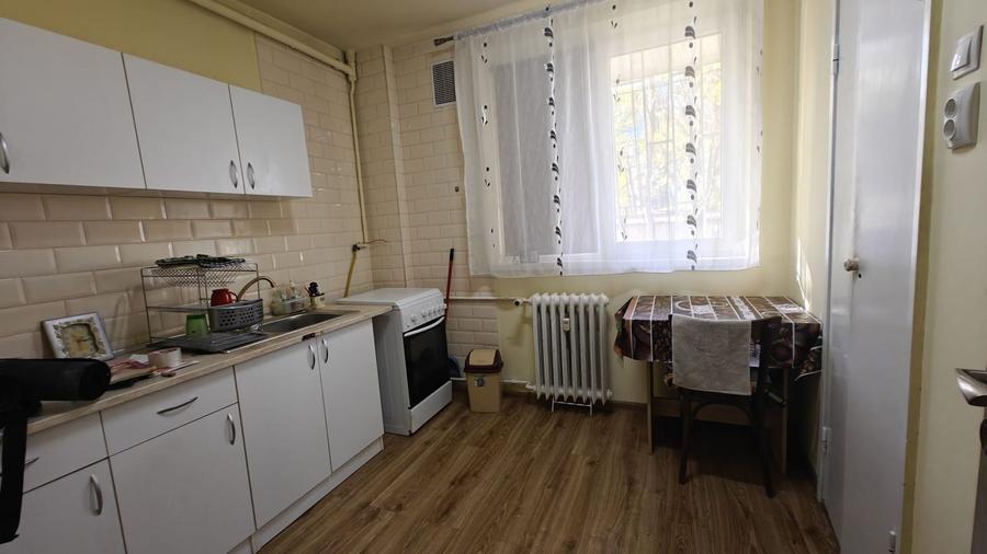 0 comision 2 camere zona Iulius Mall, 45 mp