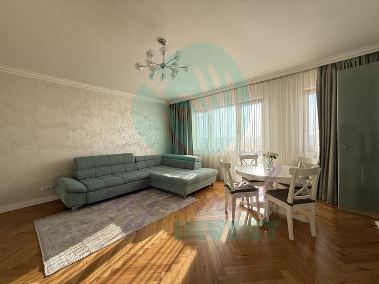 2 camere spatioase cu vedere libera