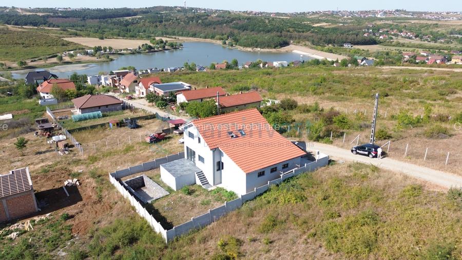Casa de vanzare cu priveliste spre lac, in Paleu, Bihor - 4