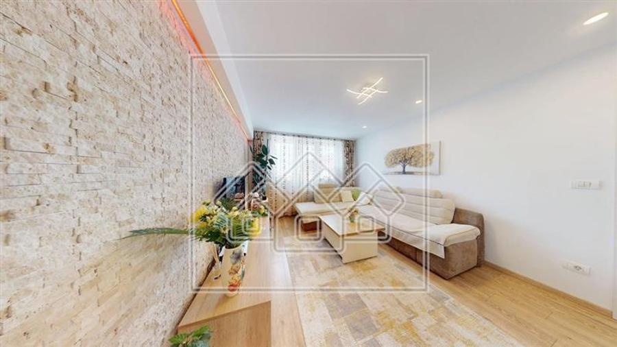 Apartament 3 camere - 63 mpu - renovat complet - Zona Hipodrom