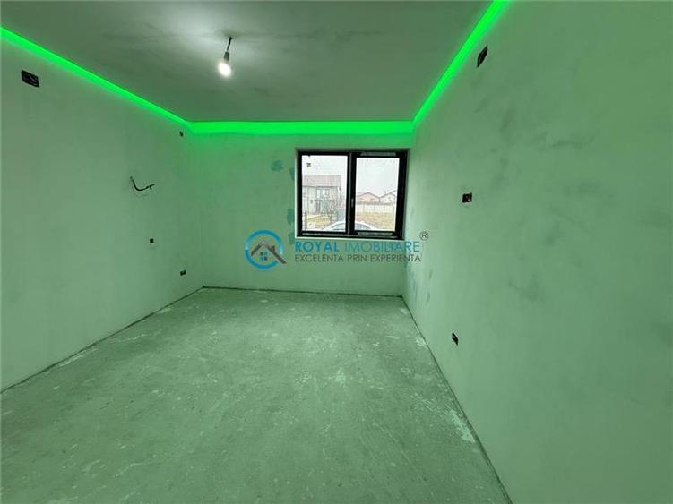 Royal Imobiliare - Vanzare vila in zona Strejnicu