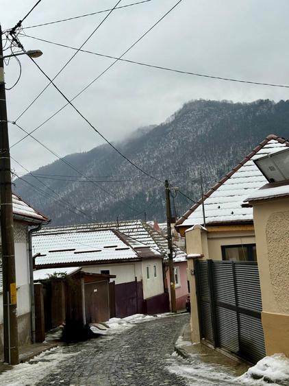Casă individuală de vânzare – Șcheii Brașovului,  Podul lui Grid