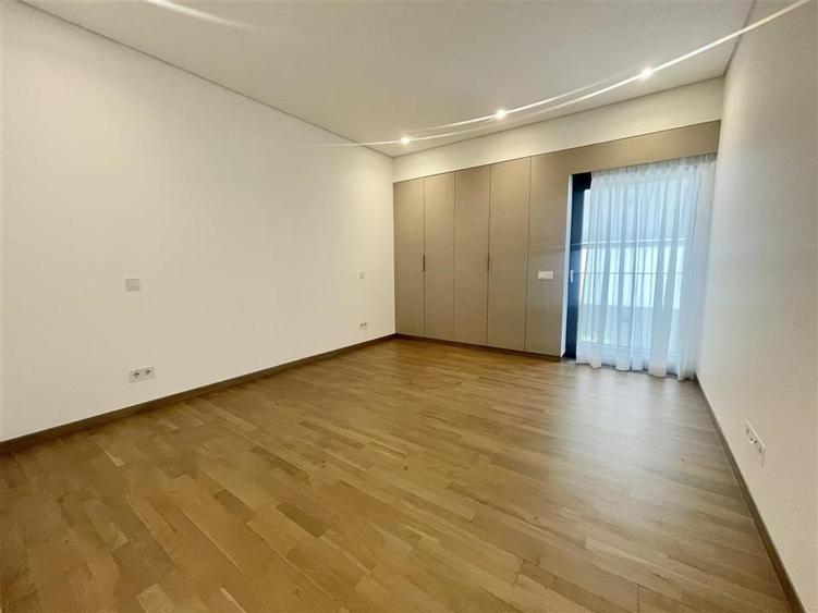 Spacious 4 Bedrooms apartment Primaverii Premium Location