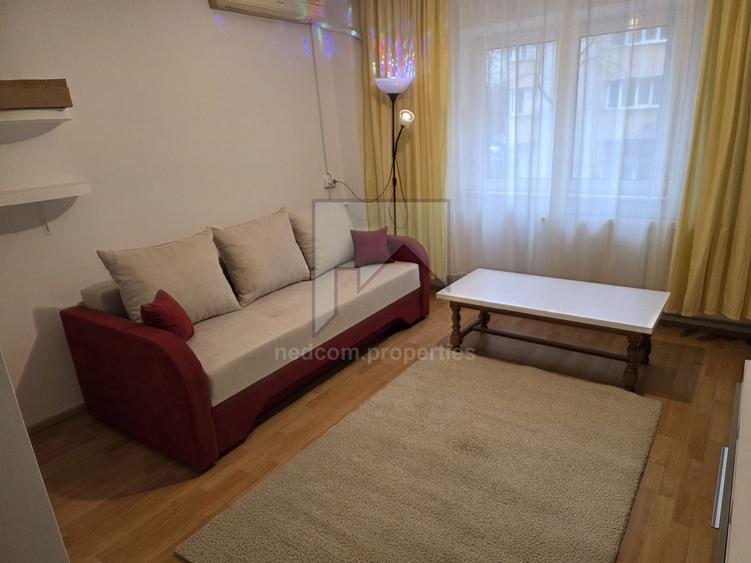 Inchiriere apartament 3 camere Nerva Traian -