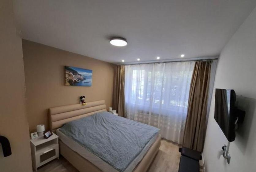 Apartament 3 Camere Trafic Greu -Nasud