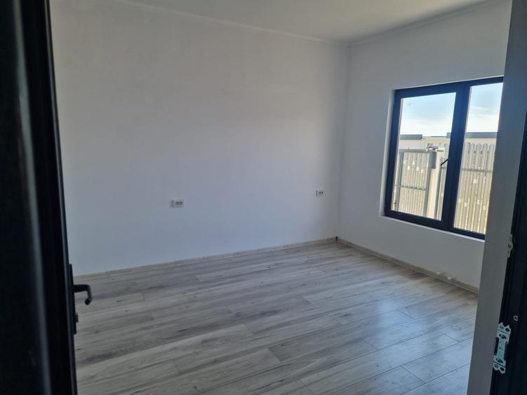Agenție imobiliară vindem casă la sol în Năvodari