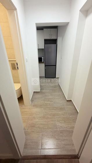 Podu Ros, 2 camere impecabil, decomandat, prima inchiriere