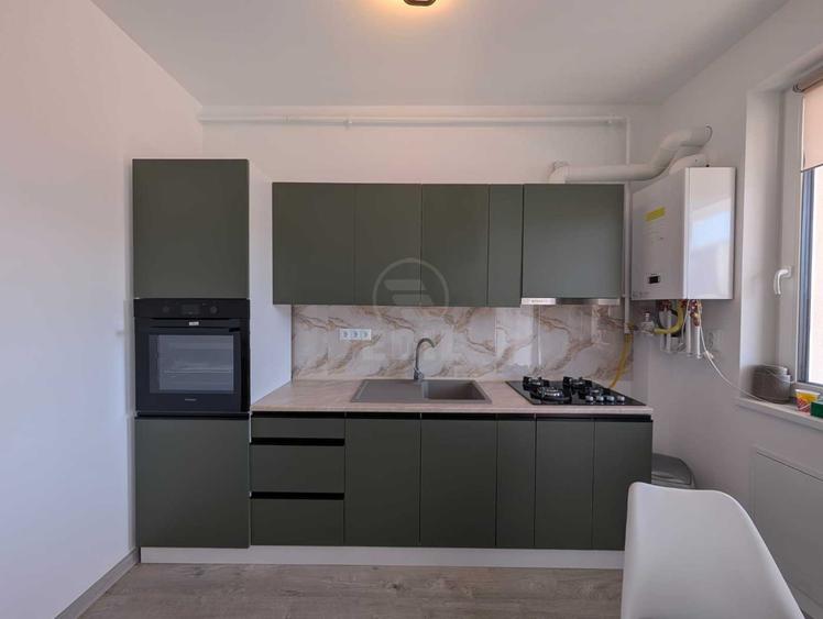 De inchiriat 2 camere,semidecomandat, 50 mp , CETATII