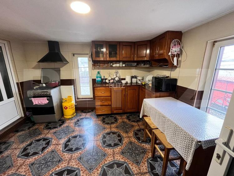 Casa cu 14 ari teren, finisata si mobilata, zona Cepari - 9