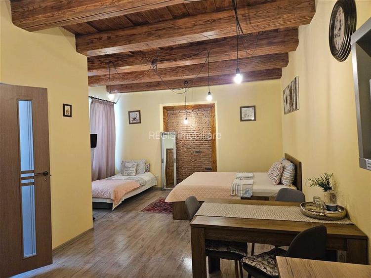 Studio Ultracentral Brasov - Michael Weiss