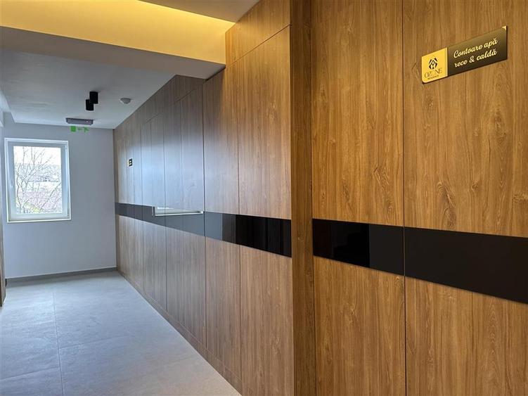 Oportunitate,  3  camere SPATIOS ,  Coresi