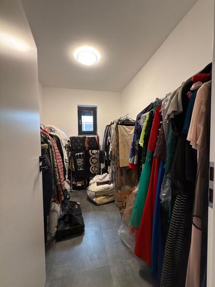 CASA DE LUX - 400.000 Euro - GHIRODA