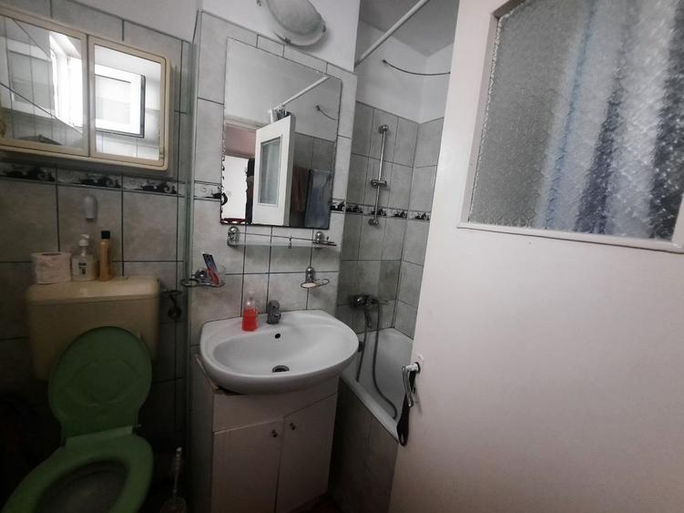 Apt 3 camere, semidecomandat, 56 mp, Darmanesti, Profi, Cod 162292