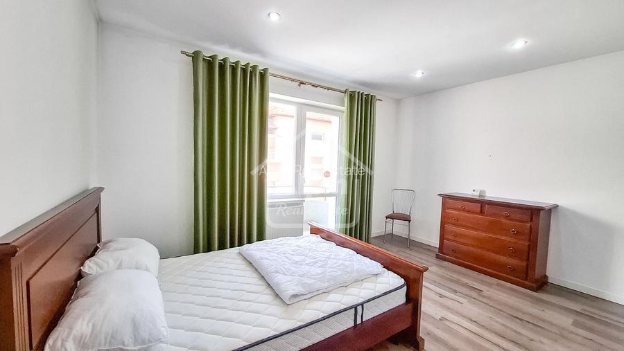 Apartament Suprafata Generoasa I Centrul Civic - 2