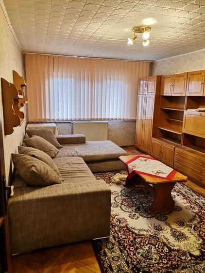 Soarelui. Decomandat. Etaj intermediar. Boxa proprie