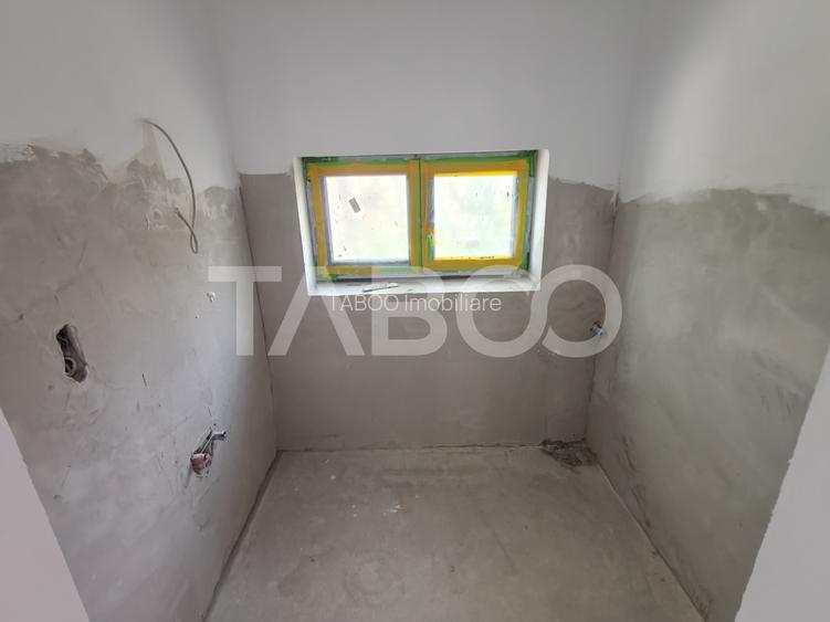 Casa spatioasa - aer curat si priveliste spre munti - teren 1203 mp - 21