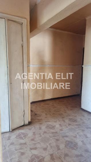 Apartament 3 camere, zona Bucovina