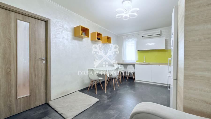 Apartament 2 camere la cheie, 2 balcoane, parcare, zona Penny Apahida