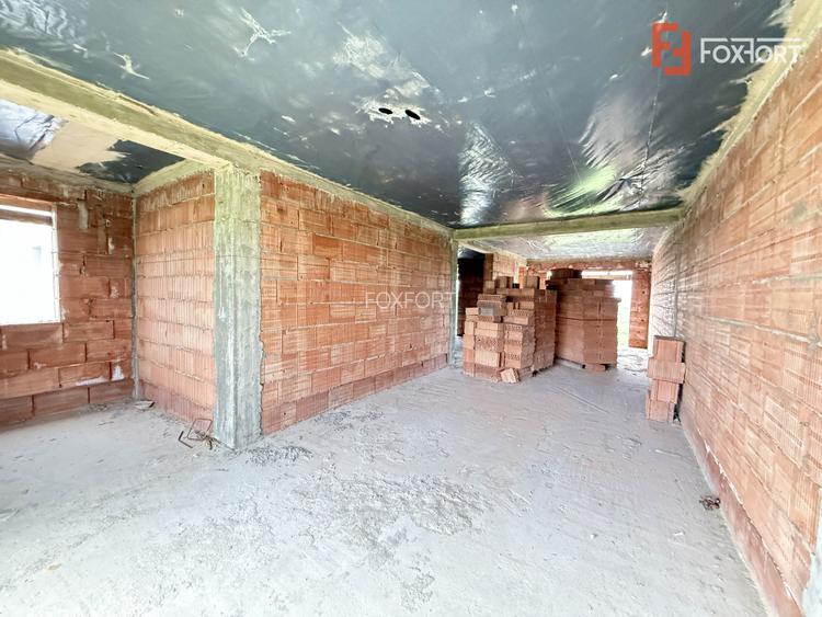 Duplex intreg 8 camere, LA ROSU, de vanzare in Sacalaz, la intrare - 13