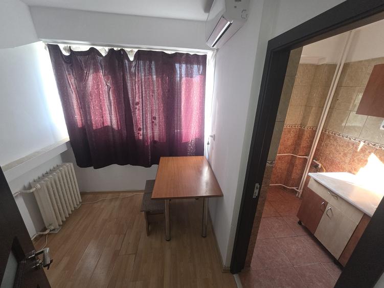 Titan Grigorescu garsoniera et 3/10 sdec mobilat utilata langa metrou la 5 minut