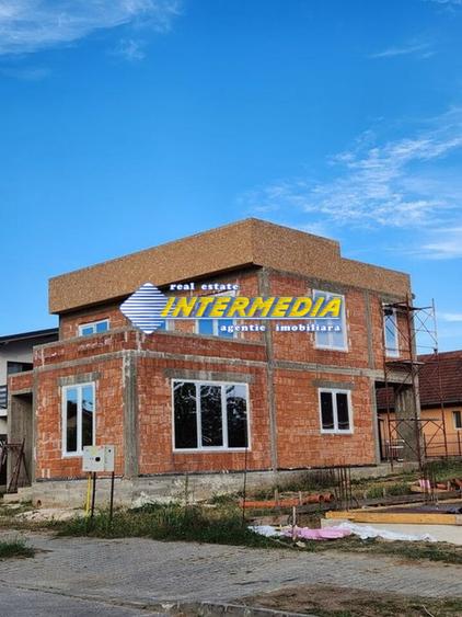 CASA NOUA I 170 MP I TEREN I 500 MP I 4 CAMERE I CETATE I FINISATA COMPLET I