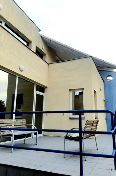 Casa individuala 6 camere,1000 teren lipovei