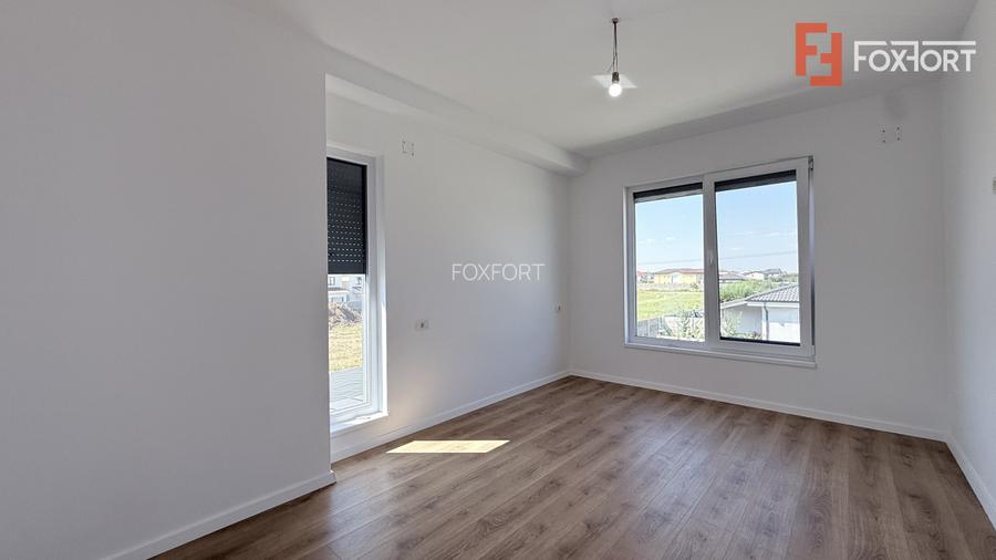 Comision % Duplex de vanzare 5 camere, cu toate utilitatile - Mosnita