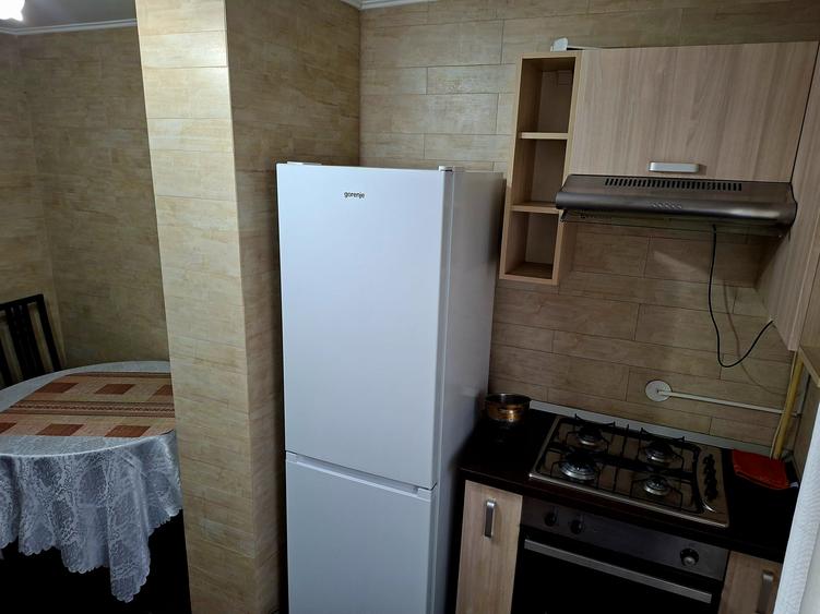 3 camere Popa Șapcă , Decomandat / Centrală , mobilat / utilat !
