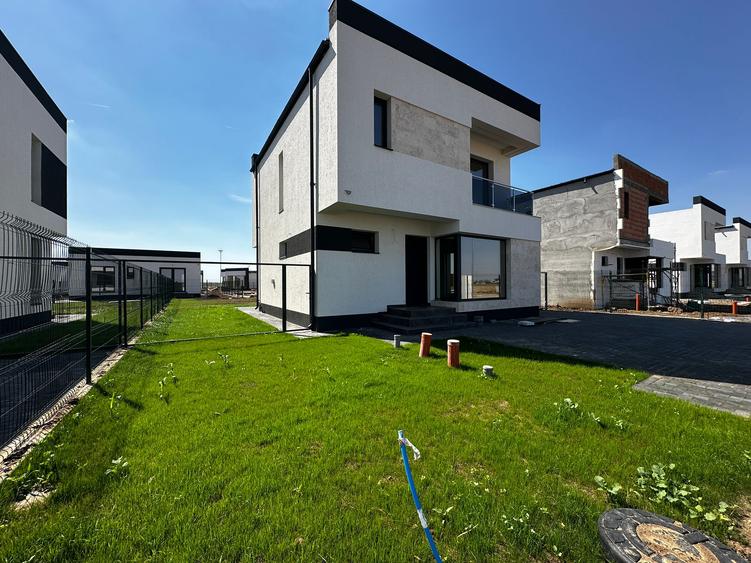 Casa Individuala – Ansamblu Nou 4 Camere - 3 Bai - Teren 476 mp – Berceni/Vidra