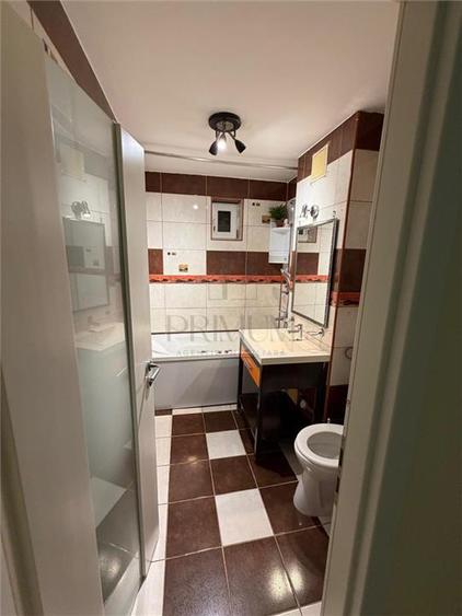 GIROCULUI - 3 CAM | ET.1 | DECOMANDAT | 2 BAI | 2 BALCOANE | ANVELOPAT | RENOVAT
