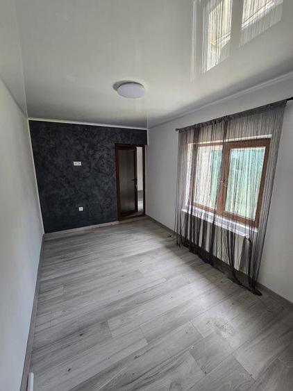 Casa Frumoasa Super Pret Renovata zona Piata Saraca -Scoala 18