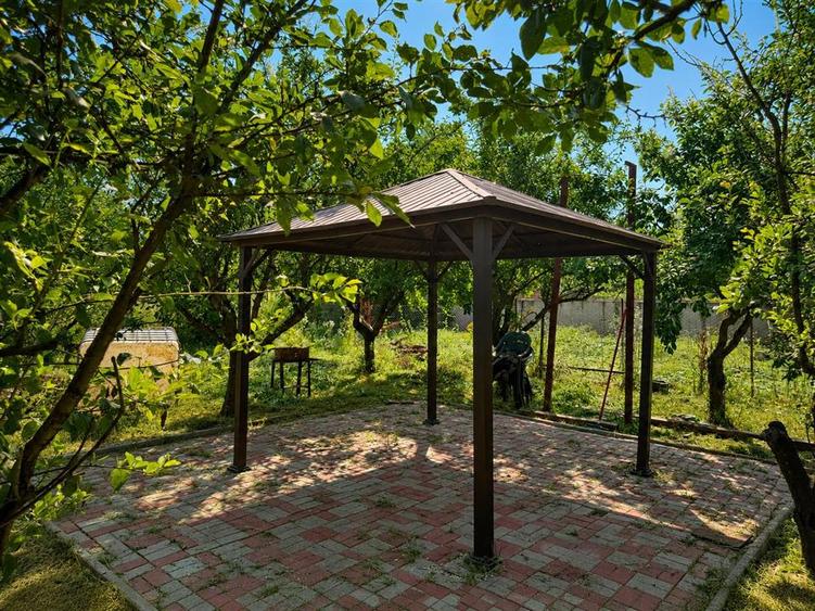 Casa din lemn masiv | 3 camere | Teren 5.000mp -Berceni Prahova