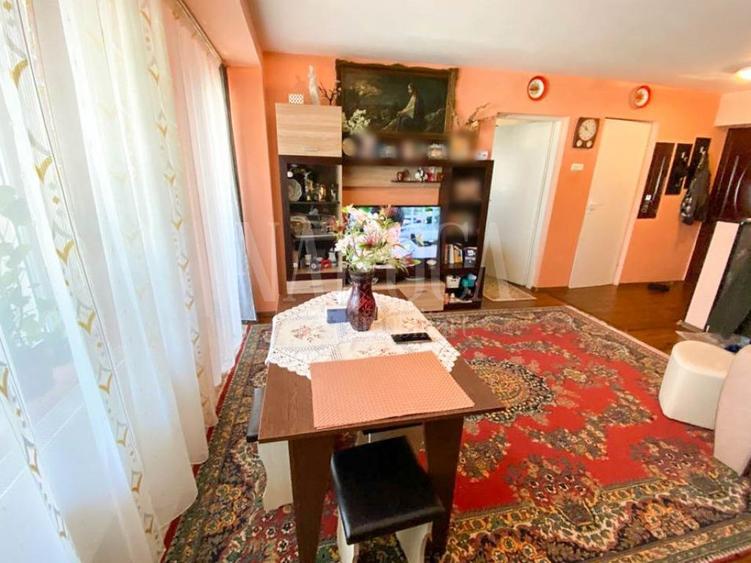 Apartament 2 camere de vanzare in Floresti