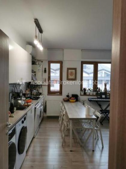 Apartament 4 camere in Dămăroaia - 6