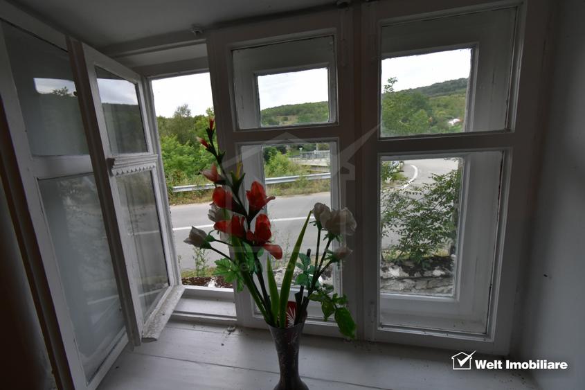 Casa cu utilitati și acces la șosea, Dabaca - Cluj, langa cetate