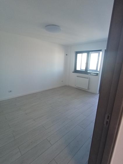 2 camere lux Renovat complet -decomandat central gaze