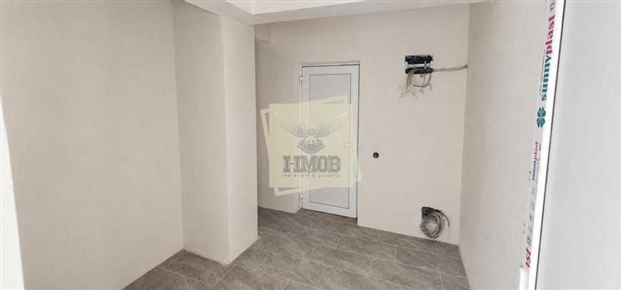 Spatiu comercial | 79 mp | Vitrina generoasa | 2 locuri de parcare | Turnisor