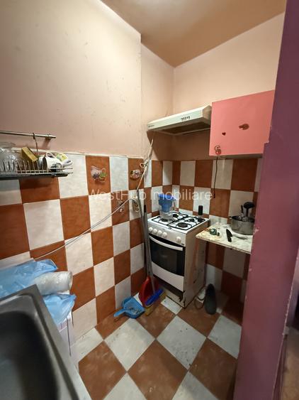 Apartament cu o camera, 22 mp utili, parter - COMPLEXUL STUDENTESC - 2