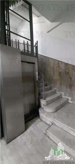 Spatiu comercial sau birouri elegante de inchiriat , pretabil clinica , central