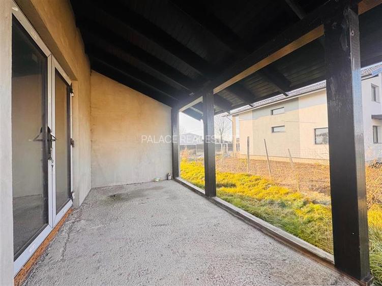 Casa individuala cu garaj si subsol 5 camere Vorovesti - 14