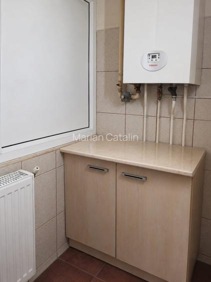 Vând apartament 3 camere - 8